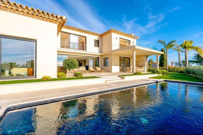 Image No.2-5 Bed House for sale