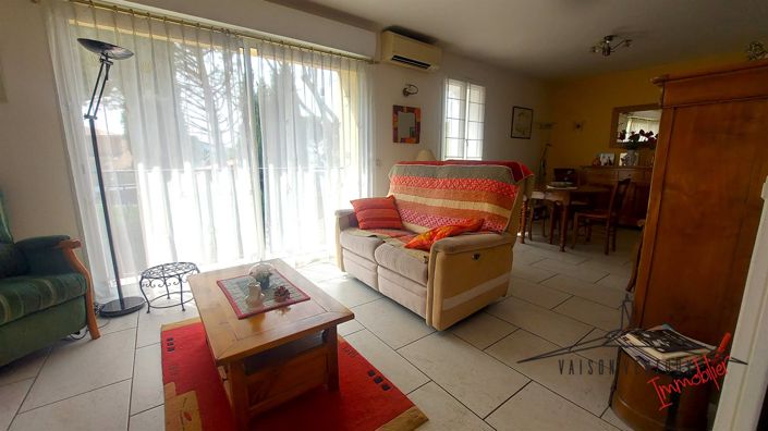 Image No.6-5 Bed House for sale