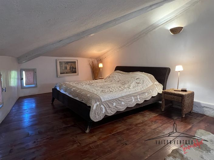 Image No.10-9 Bed House for sale