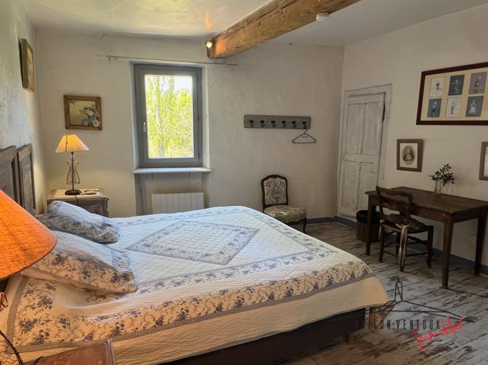 Image No.11-9 Bed House for sale
