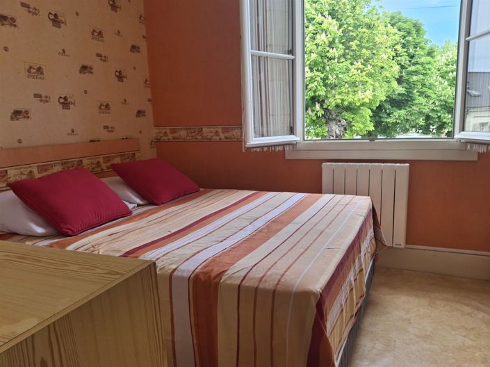 Image No.13-3 Bed House for sale