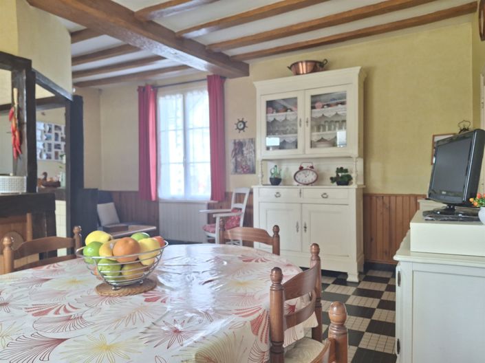 Image No.8-3 Bed House for sale