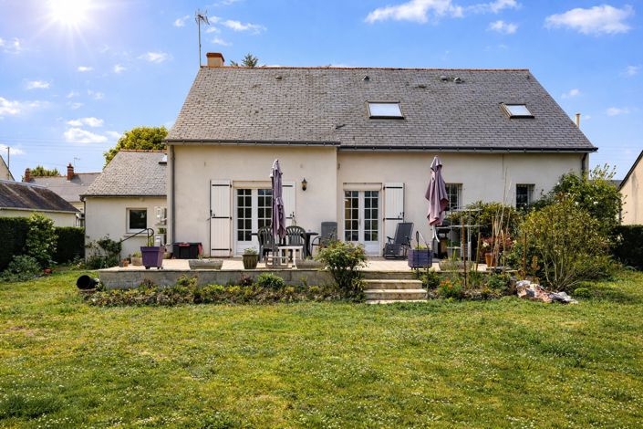 Image No.2-4 Bed House for sale