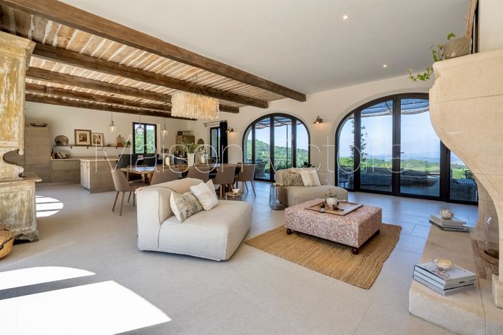Image No.19-4 Bed House for sale