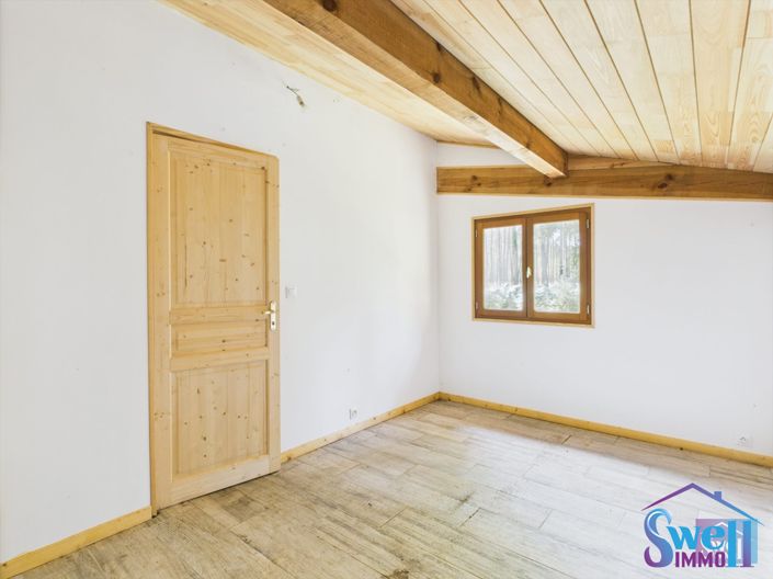 Image No.28-6 Bed House for sale