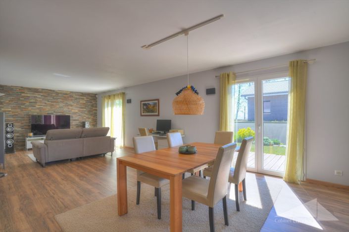 Image No.4-3 Bed House for sale