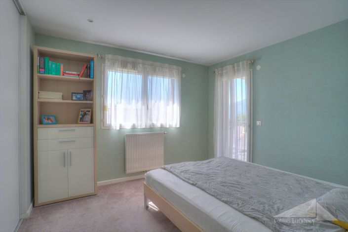 Image No.7-3 Bed House for sale