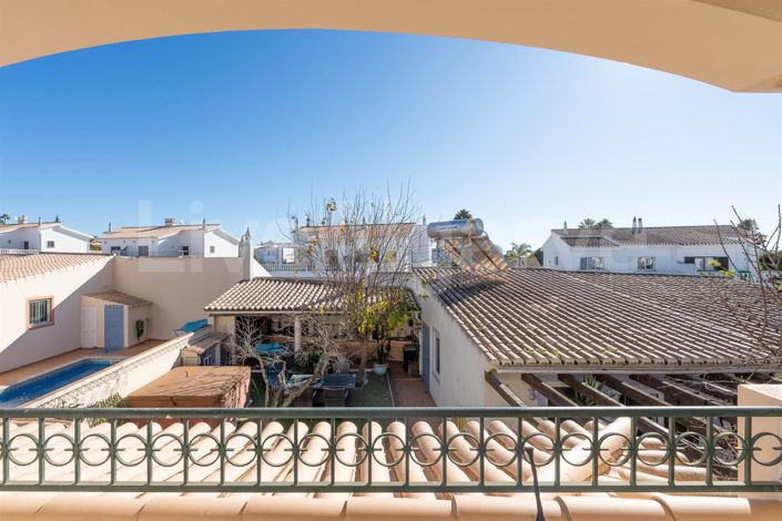 Image No.26-3 Bed House for sale