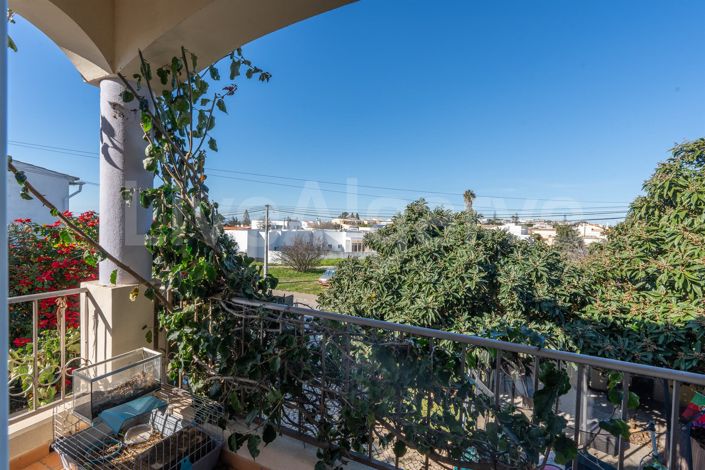 Image No.29-3 Bed House for sale