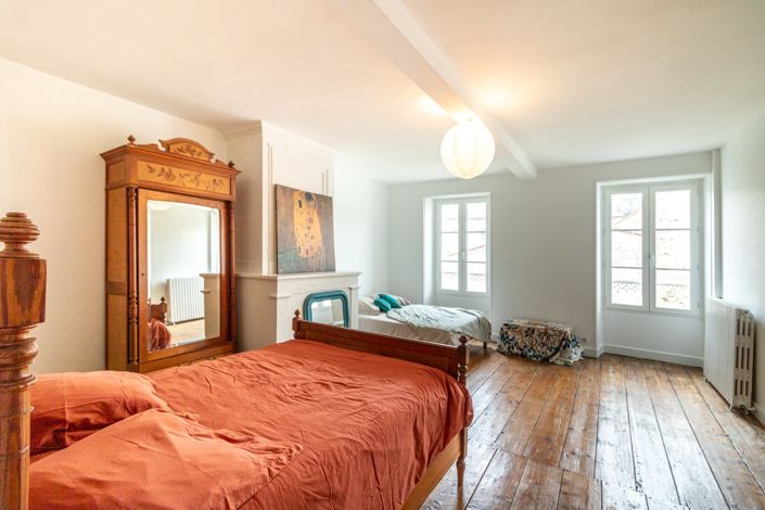 Image No.13-7 Bed House for sale
