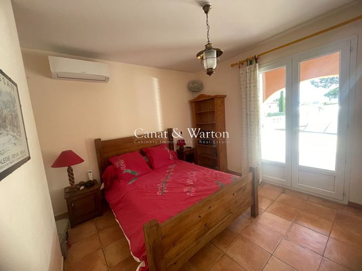 Image No.9-4 Bed House for sale