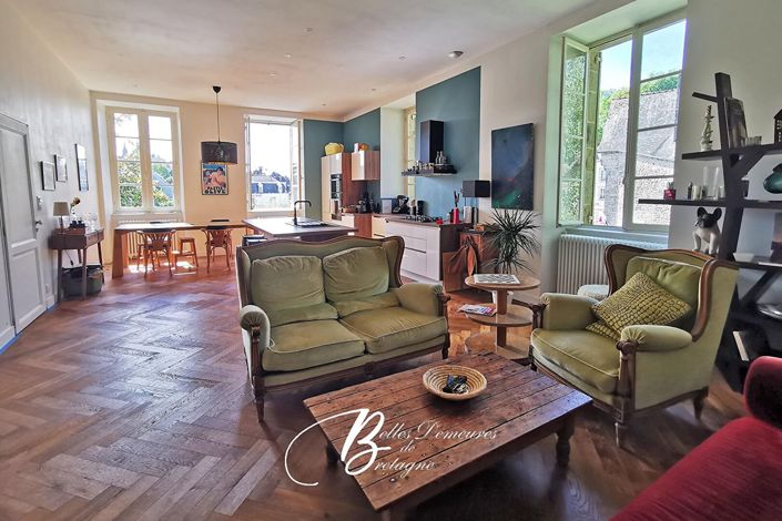 Image No.6-7 Bed House for sale