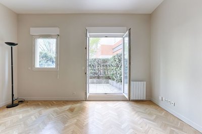 a7wn6nrxt67ne18i4