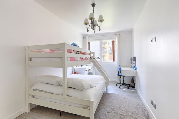Image No.14-3 Bed Apartment for sale