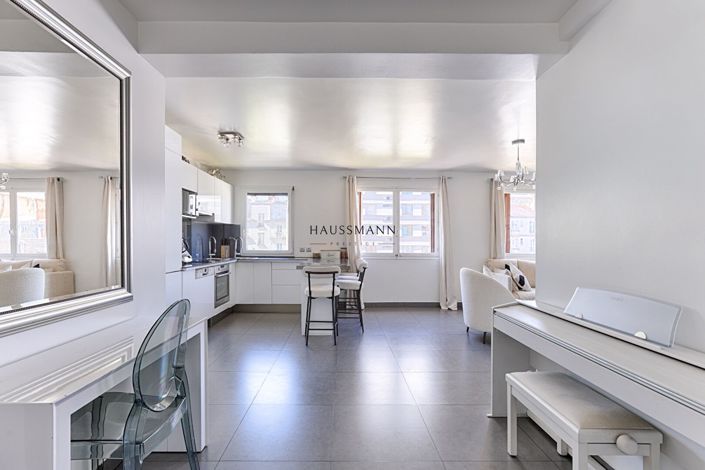 Image No.8-3 Bed Apartment for sale