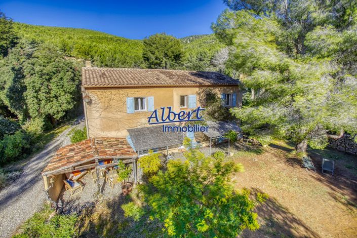 Image No.9-8 Bed House for sale