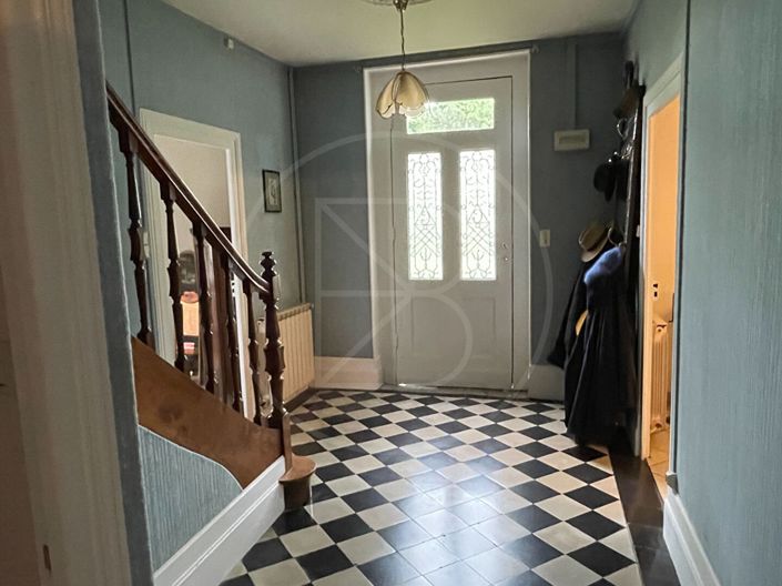 Image No.5-4 Bed House for sale