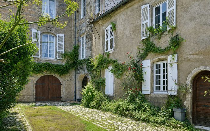 Image No.3-Propriété de 6 chambres à vendre à Baume-les-Dames