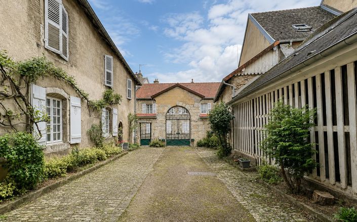 Image No.6-Propriété de 6 chambres à vendre à Baume-les-Dames