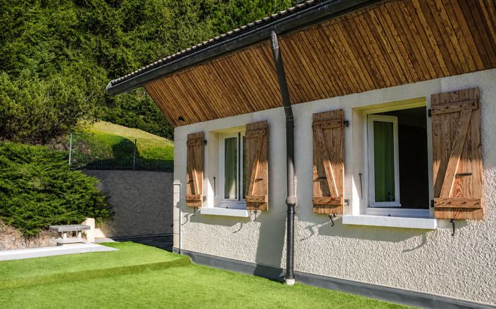 Image No.7-5 Bed House for sale