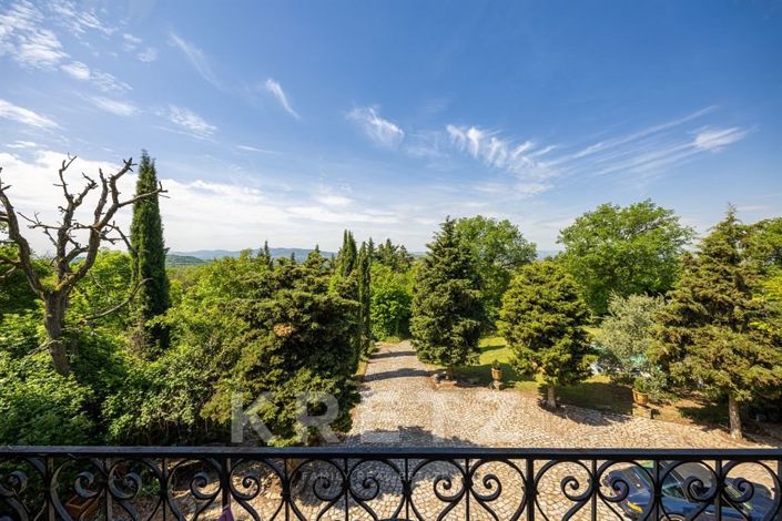 Image No.4-5 Bed House for sale