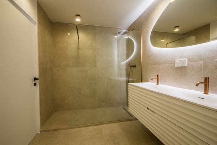 Image No.13-2 Bed Apartment for sale