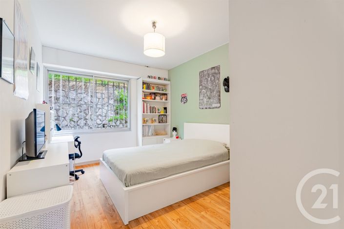 Image No.16-3 Bed Apartment for sale