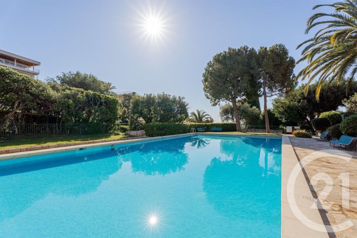 Image No.26-3 Bed Apartment for sale