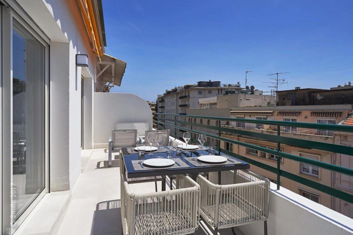 Image No.6-2 Bed Apartment for sale