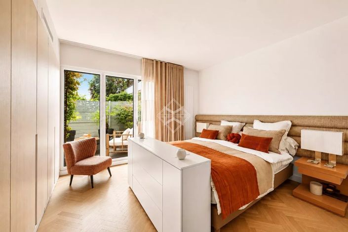 Image No.10-3 Bed Apartment for sale