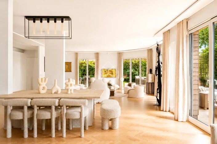 Image No.3-3 Bed Apartment for sale