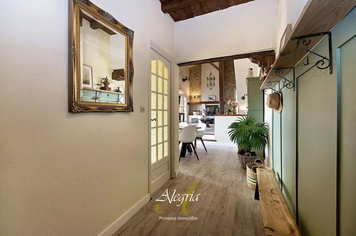 Image No.4-5 Bed House for sale