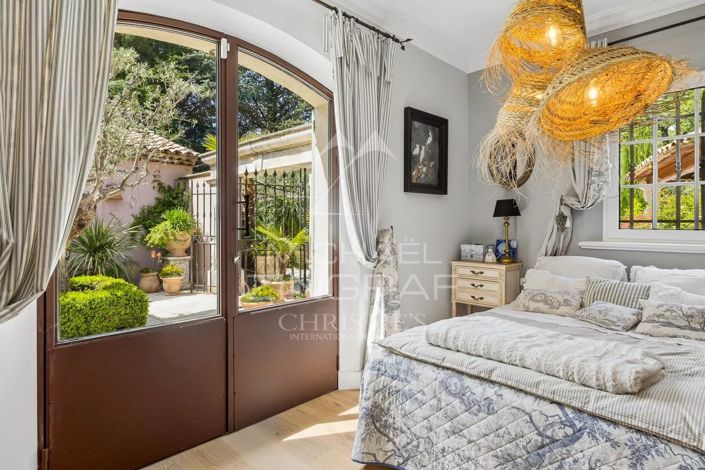 Image No.18-3 Bed House for sale