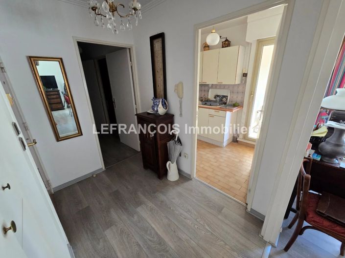 Image No.8-2 Bed Apartment for sale