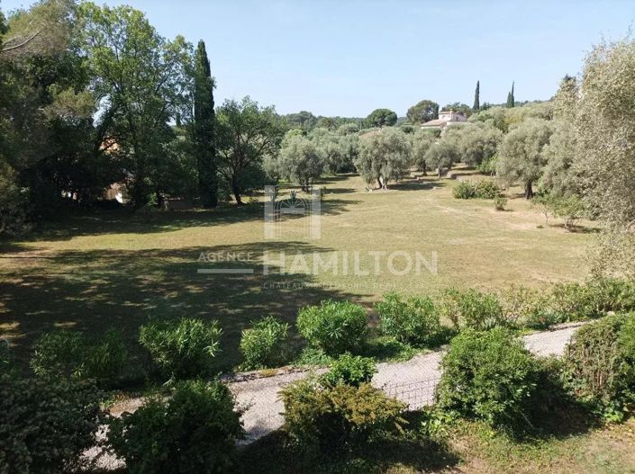 Image No.4-5 Bed House for sale