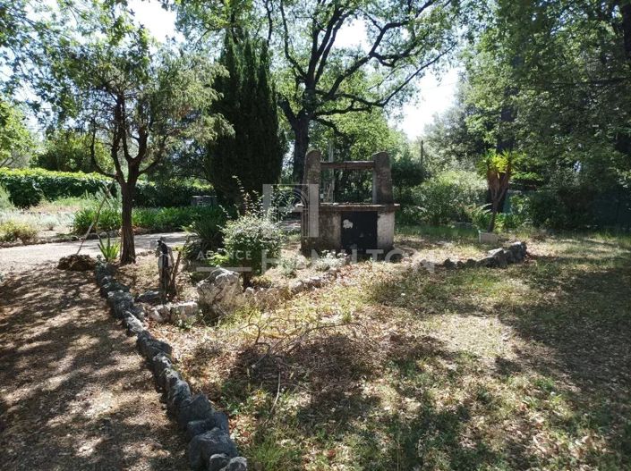 Image No.6-5 Bed House for sale
