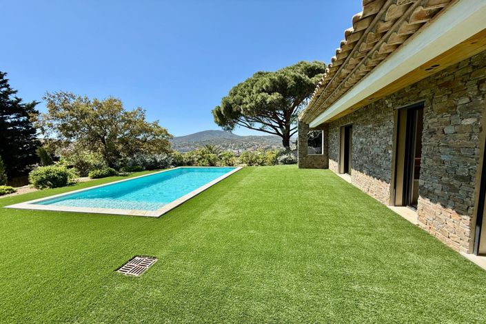 Image No.6-3 Bed House for sale