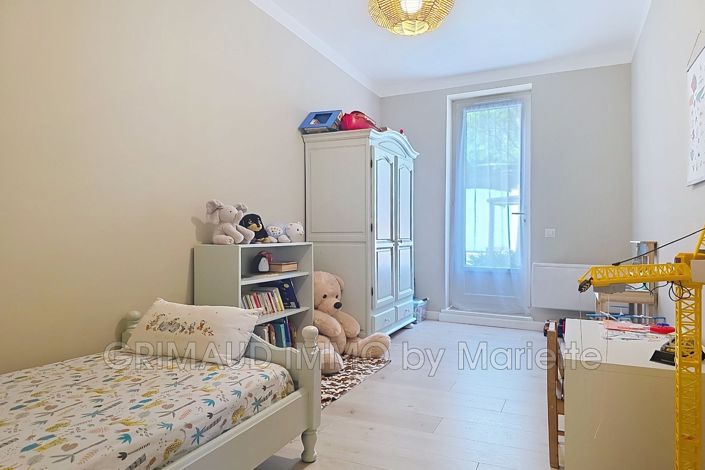 Image No.7-3 Bed Apartment for sale