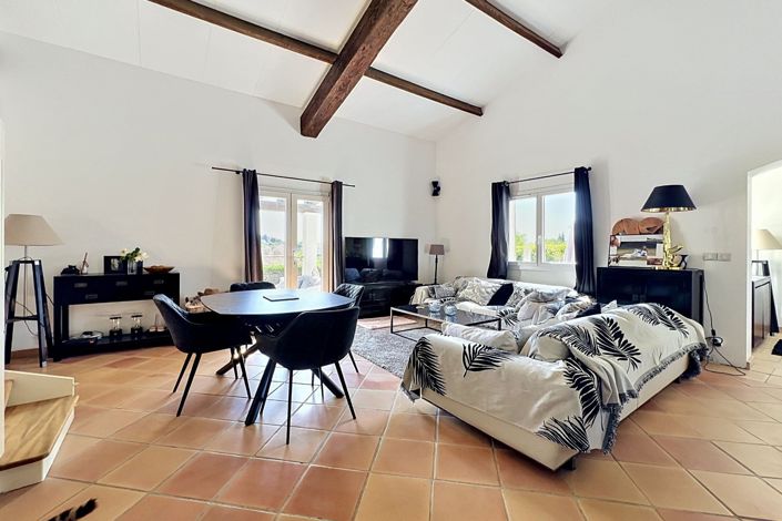 Image No.4-4 Bed House for sale