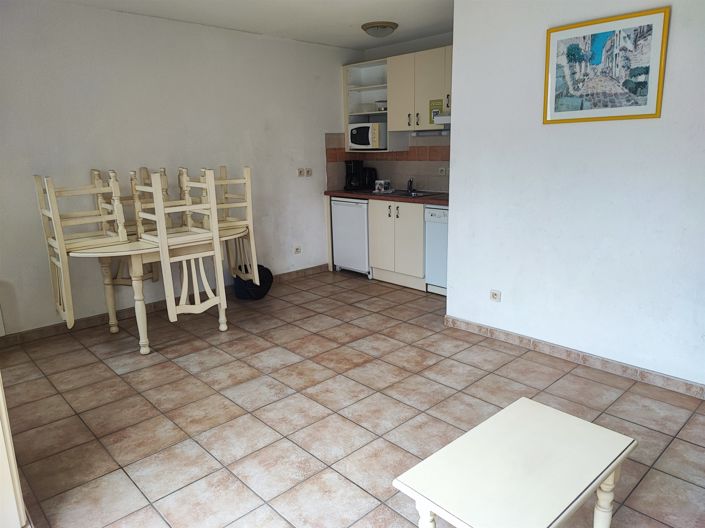 Image No.2-1 Bed House for sale