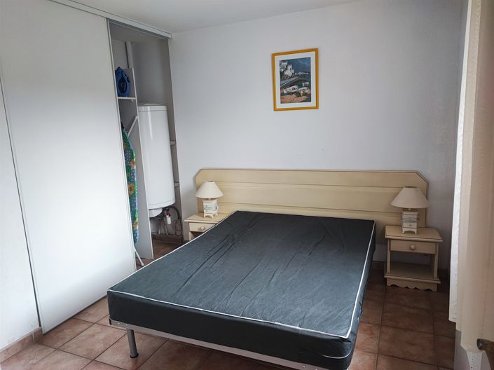 Image No.8-1 Bed House for sale