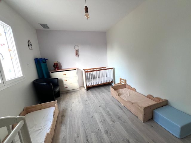 Image No.10-4 Bed House for sale