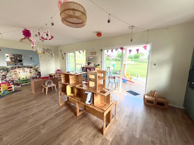 Image No.3-4 Bed House for sale