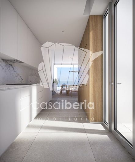 Image No.18-3 Bed House for sale