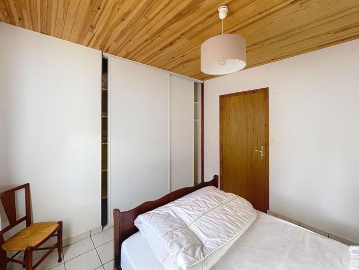 Image No.13-3 Bed House for sale