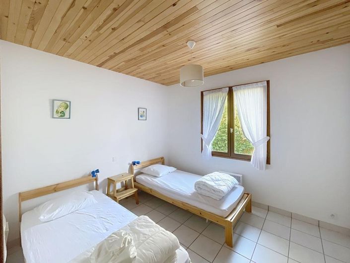 Image No.17-3 Bed House for sale