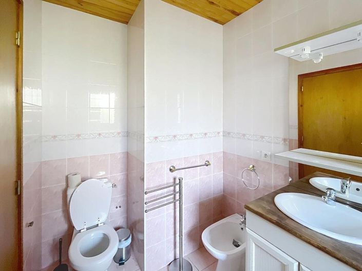 Image No.20-3 Bed House for sale