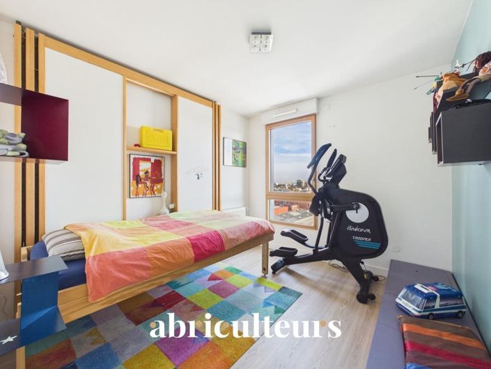 Image No.11-3 Bed Apartment for sale