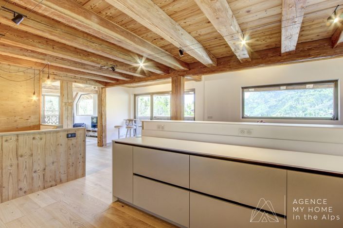 Image No.18-4 Bed House for sale