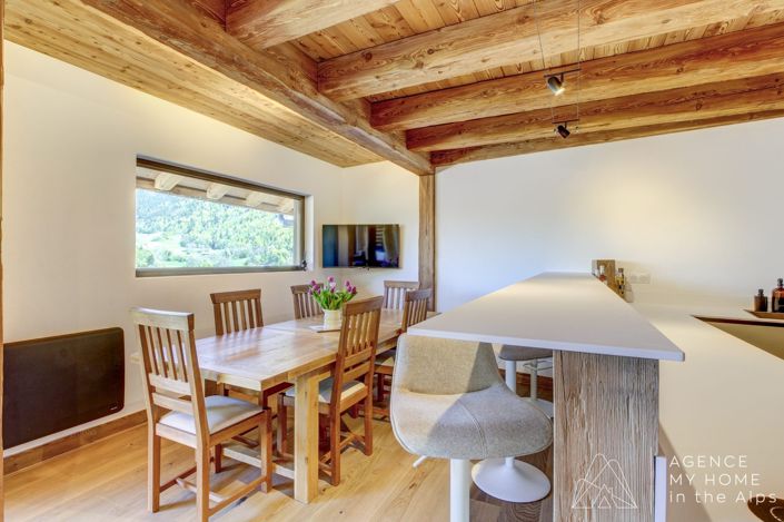 Image No.19-4 Bed House for sale